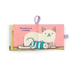 Mummy Loves Me Book - Image 3