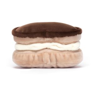 Pretty Patisserie Éclair - Image 3